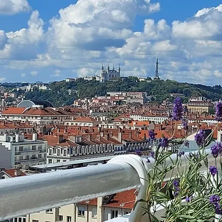 Plein Sud Terrasse Climatisation Garage Netflix