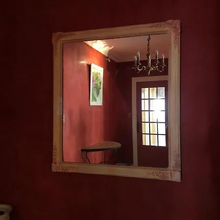 3 Triangle D'or Apartamento *