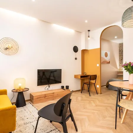 Les Cocon Des Pentes De La Soie Apartment