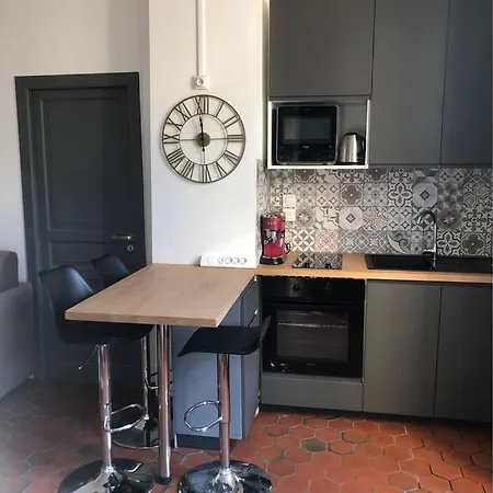 Cote Cour Part Dieu Apartment
