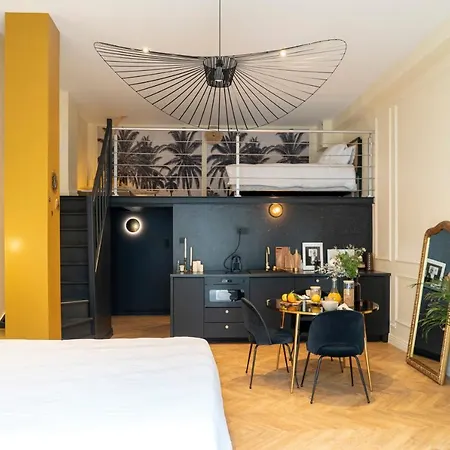 Ocre Apartment