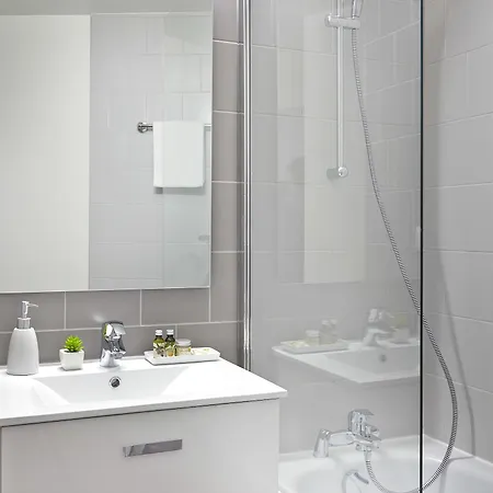 Citadines Presqu'île 3*