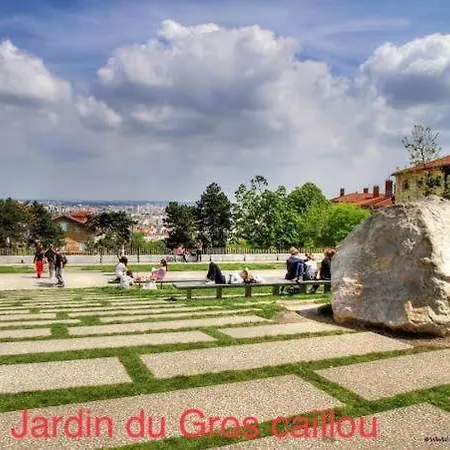 Casa de Férias La Petite Maison Dans La Croix Rousse Lyon