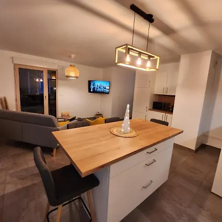 Apartment Part-dieu Superbe 2 *
