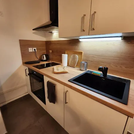 Part-dieu Superbe 2 Apartment