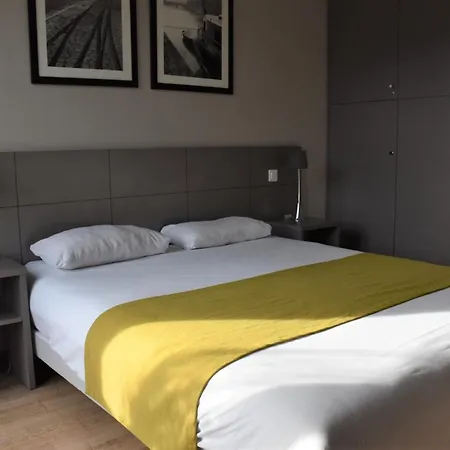 Aparthotel Adonis Dock Ouest Lyon