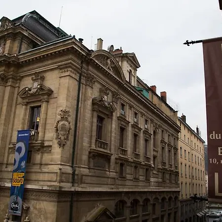 Du Theatre Hotel Lyon