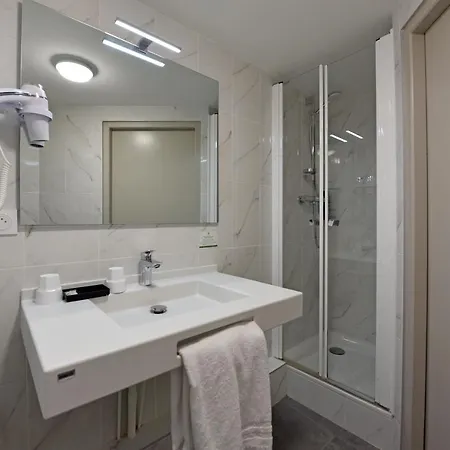 Du Parc 3* Lyon