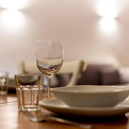 Spacieux Et Lumineux 70m² De La Place Ail Апартаменты Лион