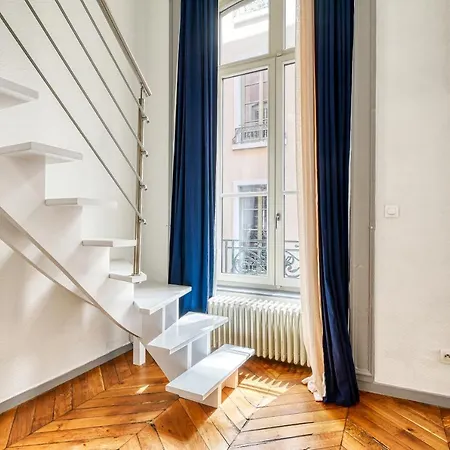 Nouveau / Canut D'exception Au Coeur De * Lyon