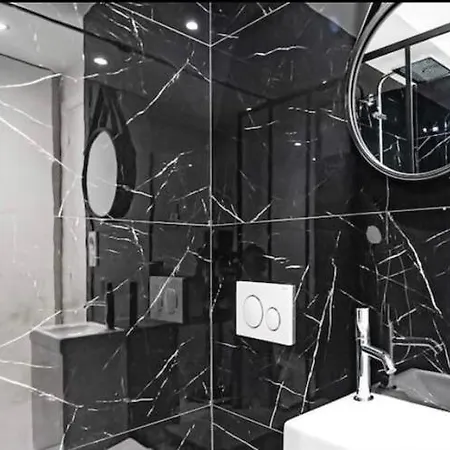 Appartement Studio Chaleureux Tete D'or