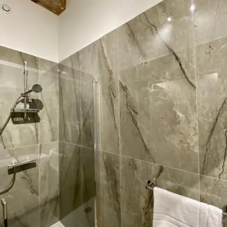 Presqu'ile Saint Nizier Coeur De Classe 4* Appartamento *