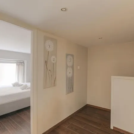 Duplex Et Calme Proche Part Dieu * リヨン