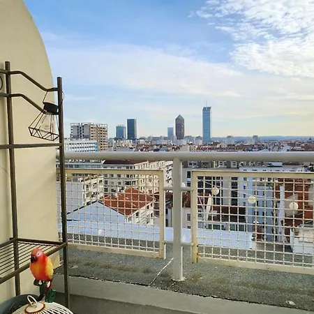 Apartamento Plein Sud Terrasse Climatisation Garage Netflix Lyon