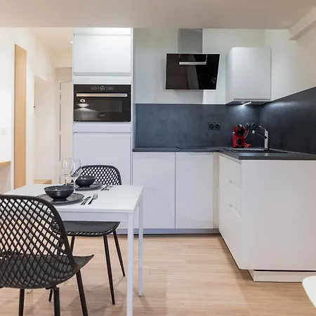 Croix Paquet - A Apartment