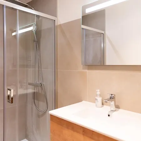 Apartment Croix Paquet - A *