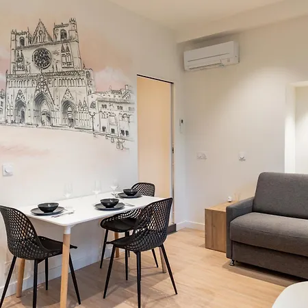 Apartment Croix Paquet - A