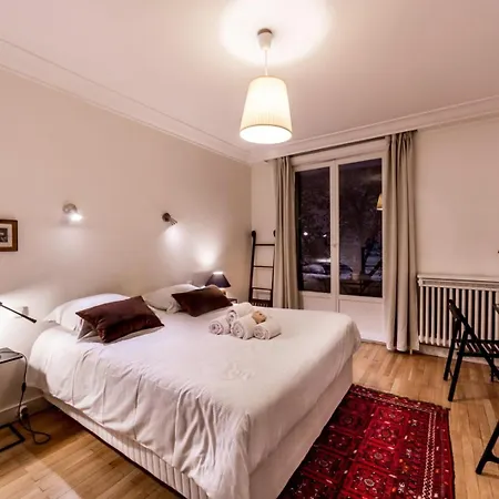 Spacieux Et Lumineux 70m² De La Place Ail Апартаменты
