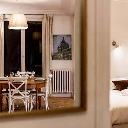 Апартаменты Spacieux Et Lumineux 70m² De La Place Ail *
