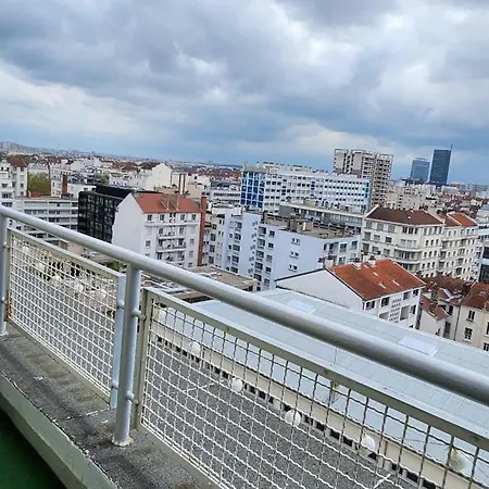 Plein Sud Terrasse Climatisation Garage Netflix Apartamento Lyon