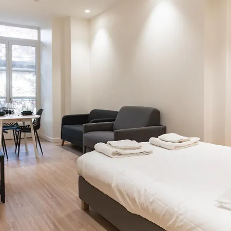Croix Paquet - A Apartment