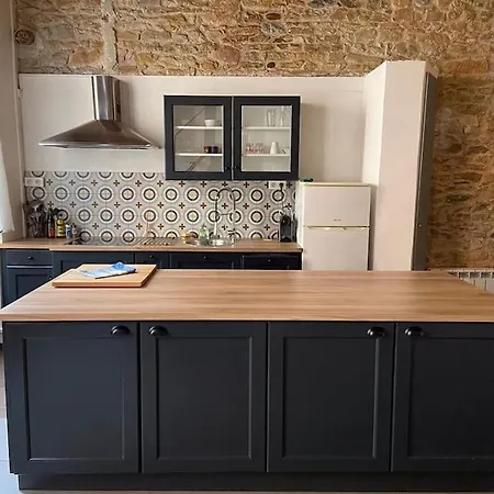 Loft Au Coeur De Croix-rousse - Pour 2 Pers Apartment Lyon