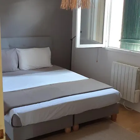 Проживание в семье Calme Dans Maison 5iemr Arrondissement Лион
