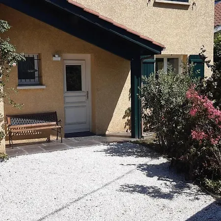 Calme Dans Maison 5iemr Arrondissement Проживание в семье