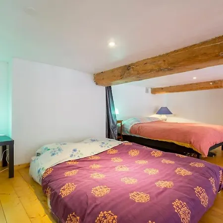 Beau Canut A Cote Du Gros Cailloux Apartamento