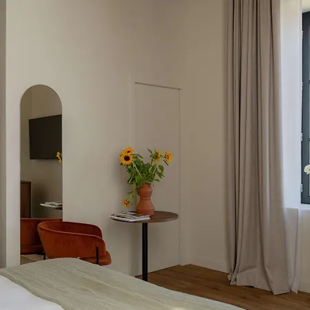 Hotel St Laurent - Handwritten Collection 4*