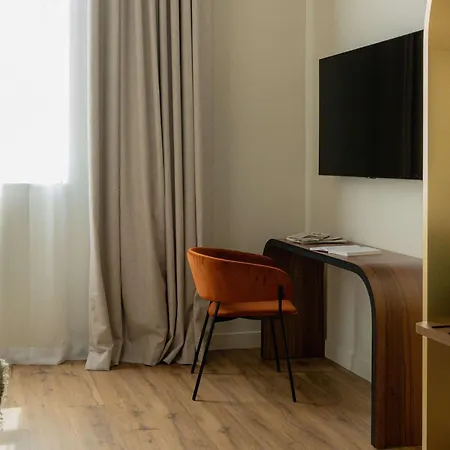 Hotel St Laurent - Handwritten Collection 4*