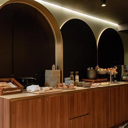 Hotel St Laurent - Handwritten Collection 4*