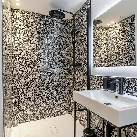 Zola - Furnished - Downtown * Lyon