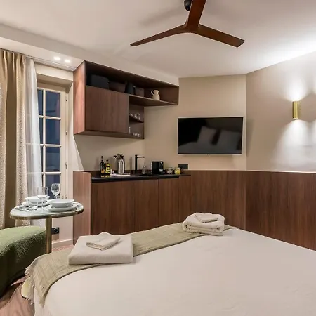 Zola - Furnished - Downtown Apartment
