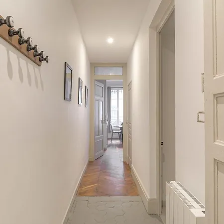 Caractere Et A Cordeliers Apartamento