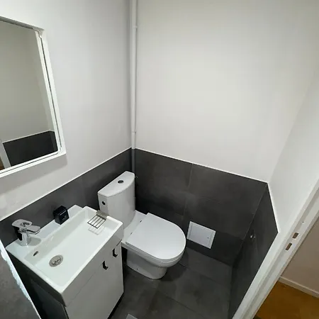 Cosy Air-conditioned Terrace Lione