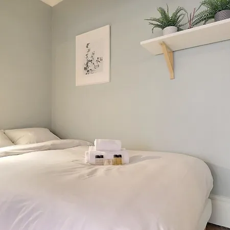Modern And Cozy In The Heart Of Perrache Lione