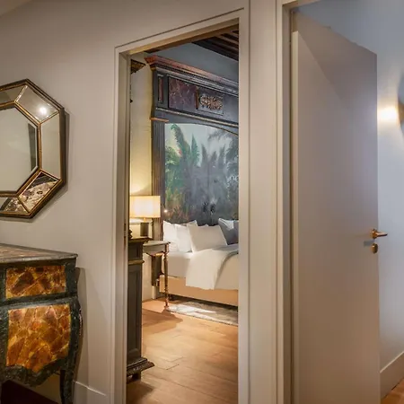Cour Des Loges Lyon, A Radisson Collection 5*