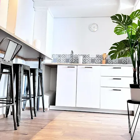 Appartement Fanete - Check In H24 - Wifi Lyon