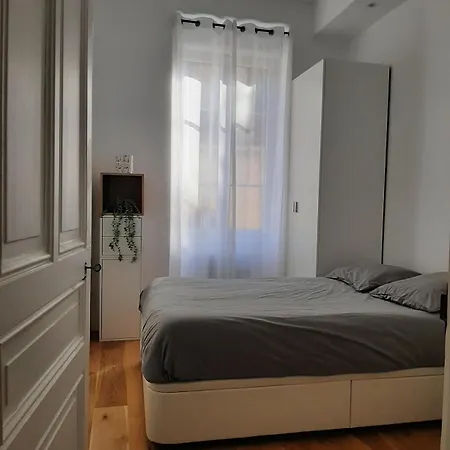 Haussmannien Renove Et Climatise, Centre De Apartment Lyon
