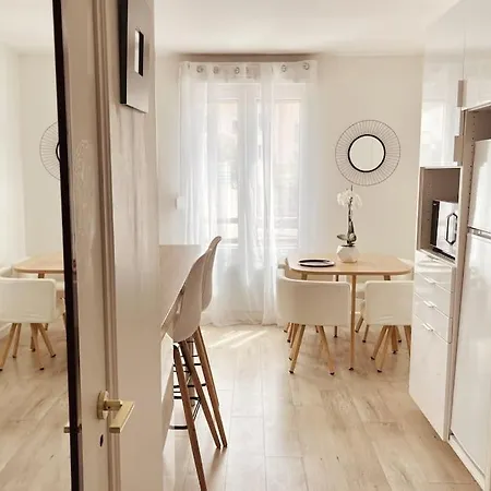 Apartment Moderne Avec Parking - Quartier Montchat *