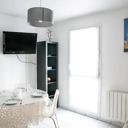 Apartment Le Casper - Au Calme Proche Centre-ville Lyon