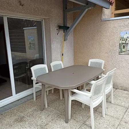 Duplex En Maison, Terrasse, Garage, Au Calme * Лион
