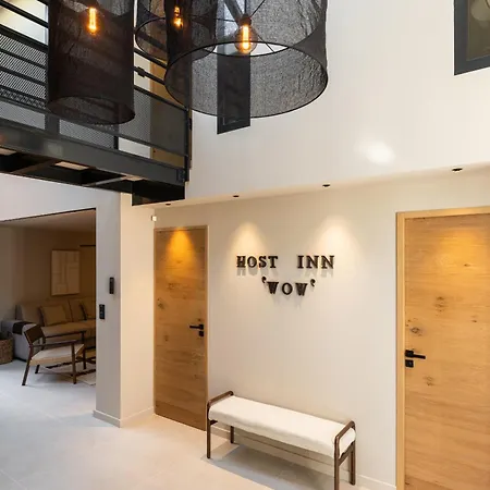 Host Wow House *