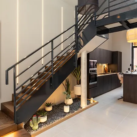 Host Wow House 度假居 *