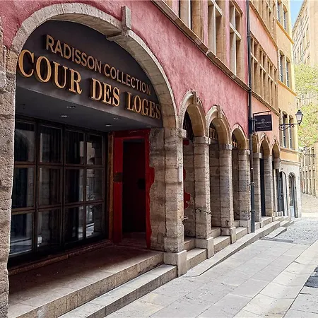 Otel Cour Des Loges Lyon, A Radisson Collection 5*