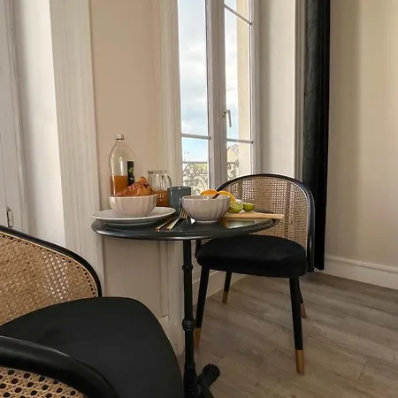 Апартаменты Athos - Check In H24 - Proche Centre