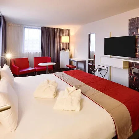 فندق ميركيور سنتر ساكس لافاييت 4*