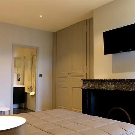 Du Theatre Hotel 2*