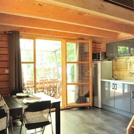 Les Portes Du Beaujolais 4*